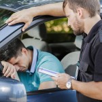 policier et conducteur