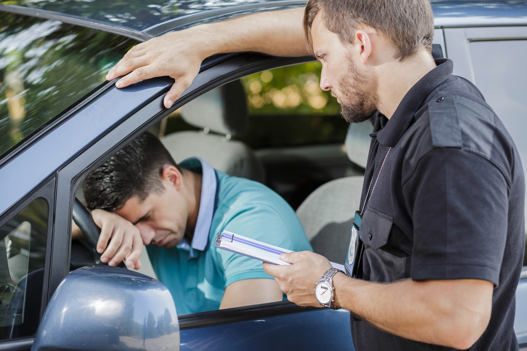 policier et conducteur