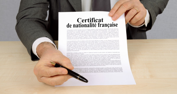 Comment demander la naturalisation française ?