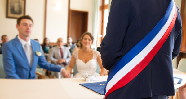 Tout savoir sur la demande de naturalisation par mariage